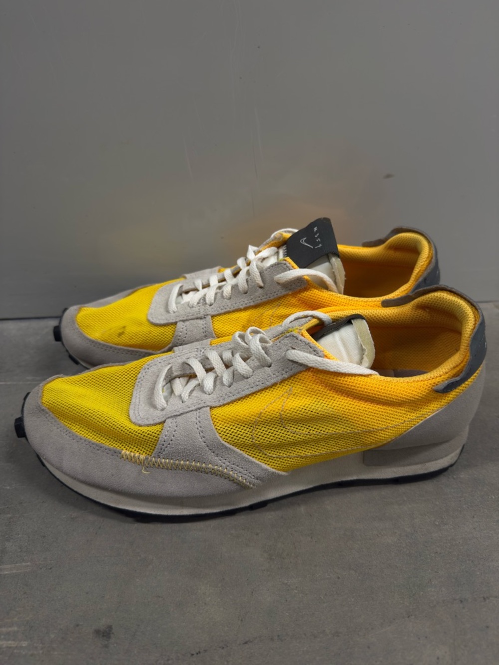 Yellow Mesh & Suede Men's Sneaker - Nike